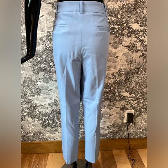 Light Blue Single-Breasted Suit - Picture 4 of 11